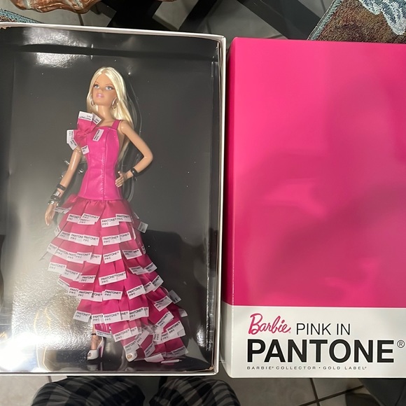 Barbie pantone clearance